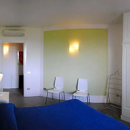 Sleeps 4 Pool Air Con Wifi Torca